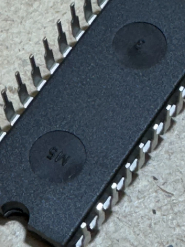 1x NEC µPD8243HC I/O-Expander DIP-24 Vintage IC #AS-N06L - Image 4 of 4