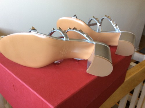 Women’s Valentino Garavani Rockstud City Sandals shoes Silver Metallic Sz 36 NIB - Picture 6 of 8