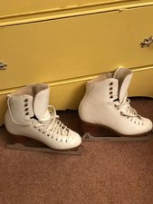 Jackson leather 5 1/2 size with Legacy Ultimate 9 1/4  blades Ice Skates