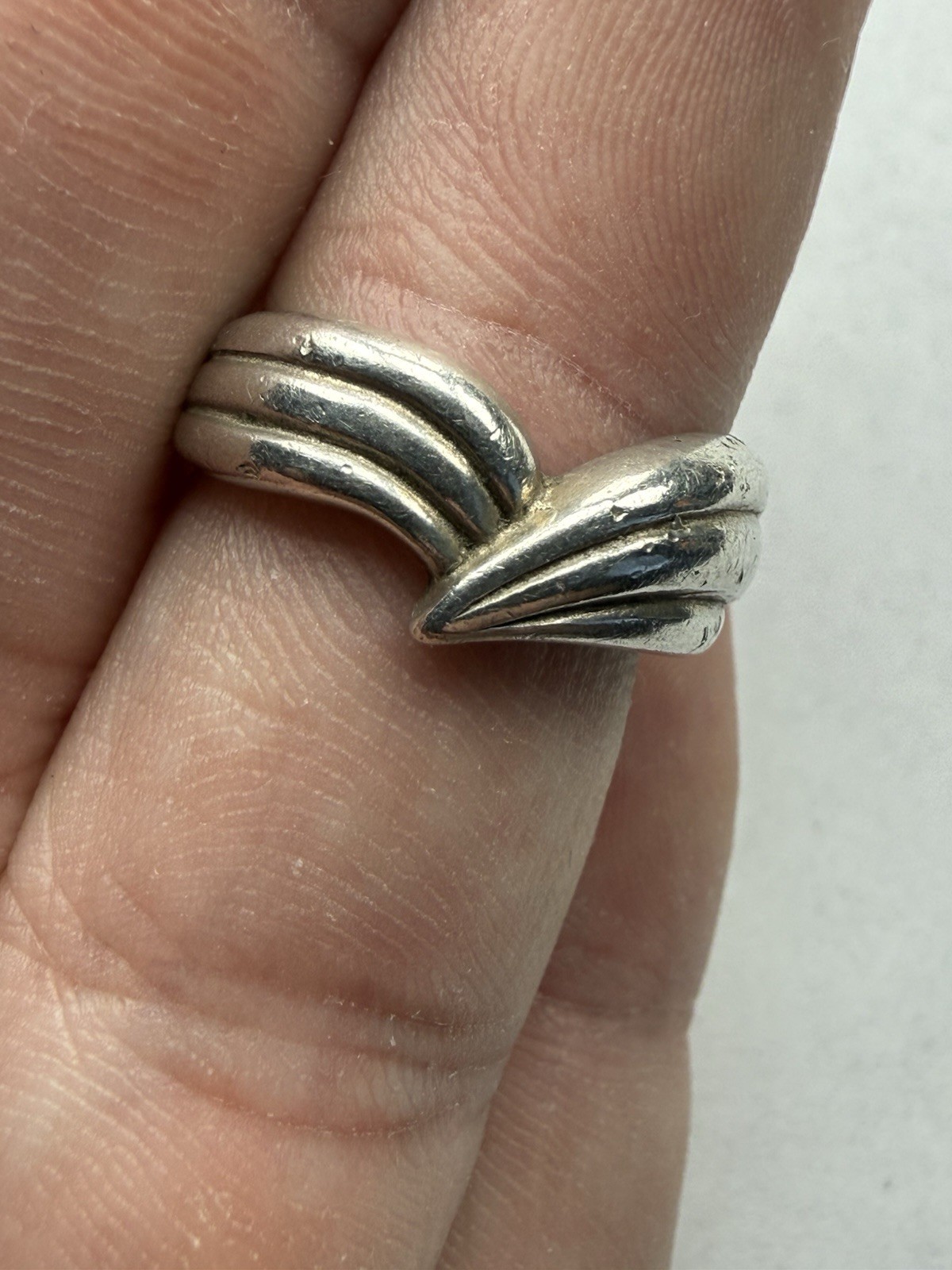 Vintage Solid Sterling Silver Abstract Ribbed Rin… - image 2