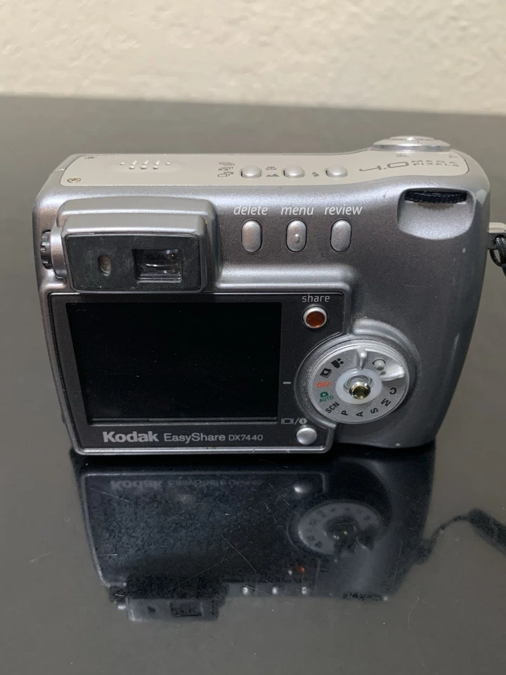 Kodak EasyShare DX7440 4MP Digital Camera CCD Silver Digicam TESTED (No Charger) - Image 3 of 4