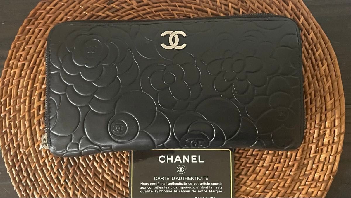 CHANEL Black Camellia Round Zip Long Wallet with Card Seal OD553268