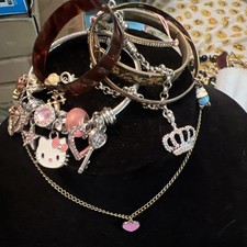 Lot Of Kids Jewelry 7 Bracelets And 1 Necklace.