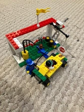 LEGO Classic City #6467 “Power Pitstop” (1999), Used, Very Good Cond., Complete