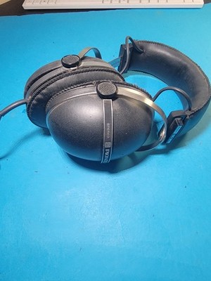 Pioneer SE-305 Chronological Stereo Headphone *worn Ear Cusions 