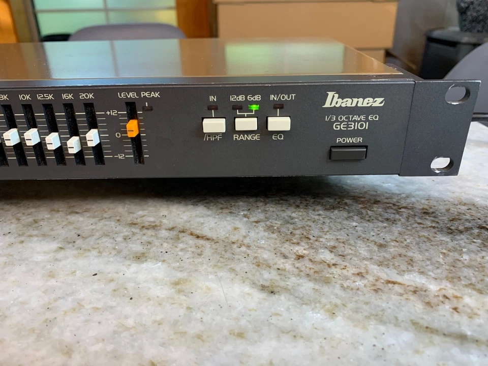 Vintage 1984 1/3 Octave EQ Equalizer MADE IN JAPAN 6.35 mm TRS/TS Input / Output - Image 4 of 4