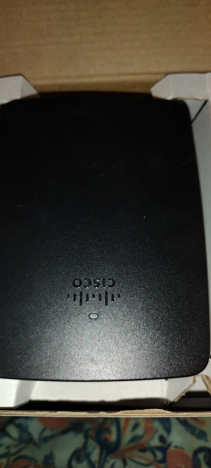 LINKSYS WIRELESS-N RANGE EXTENDER  Model N-300 NETWORK BOOST - Image 2 of 4