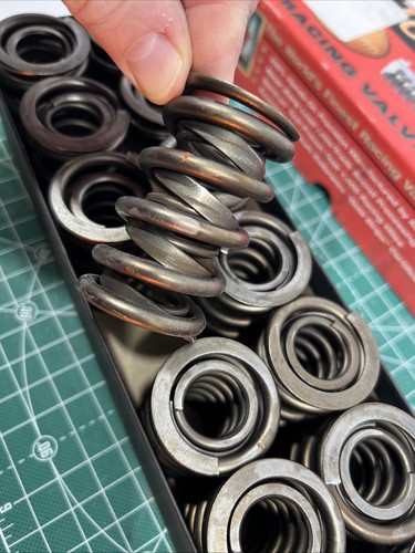 ISKY Racing Cams Tool Room Gold Stripe 16 Piece Racing Valve Spring 9965 NOS F4 - Picture 10 of 10