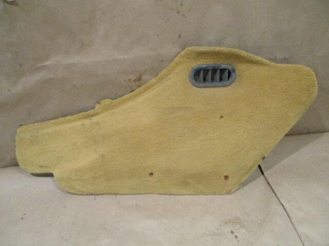 Maserati 4200 Coupe  - RH Tunnel Side Cover - (Beige) - P/N 66427600