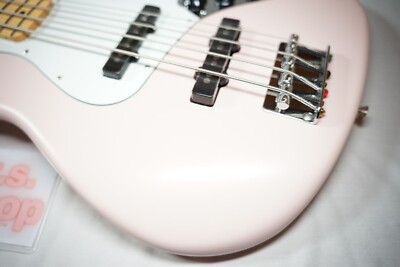 Fender Japan Junior Collection Jazz Bass Satin Shell Pink Short