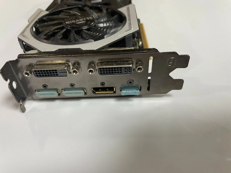 GIGABYTE GeForce GTX980Ti 6GB 2816SP GDDR5 PCI-E Graphics Video Card DP DVI HDMI - Image 4 of 4