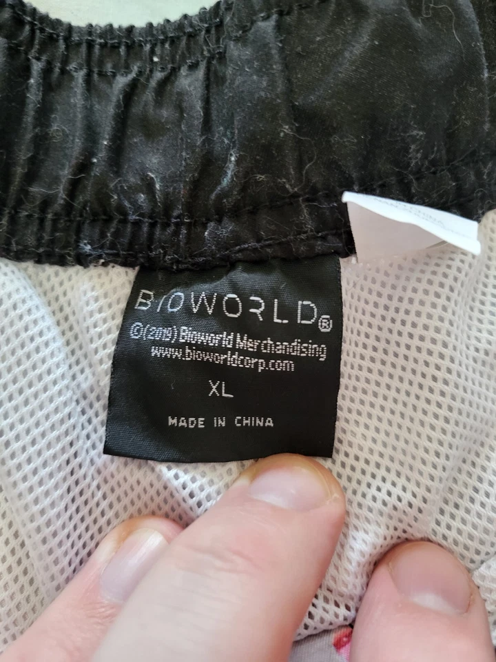 Men’s Bioworld XL Kitty Kittie Cat Kitten Allover Print Swim Trunks - Image 3 of 3