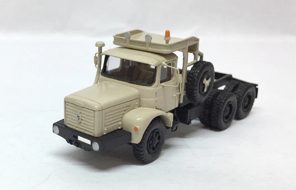 HO 1/87 Berliet TBO 6x4 - 1969 - Modelo de resina listo para usar por Fankit Models Foto 4 de 4