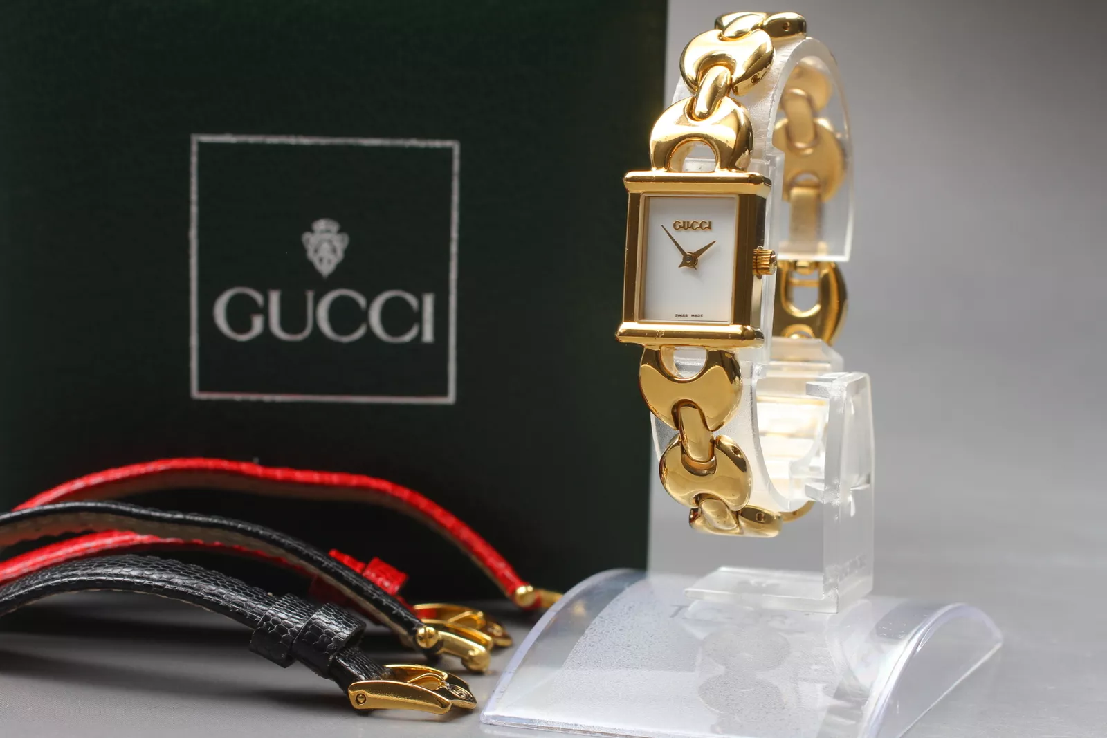 Montre à quartz femme Gucci 1800L ceinture à changement or neuve pile [Exc+5 boîte] JAPON