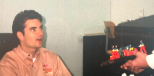 JEFF GORDON - DuPont #24 1995 1/24 Scale PIT STOP SHOWCASE - AUTOGRAPHED Signed - Picture 14 of 14