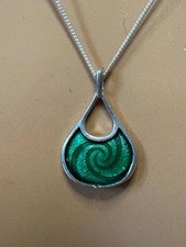 Ortak Sterling Silver & Green Enamel Teardrop Pendant – Malcolm Gray, Orkney 