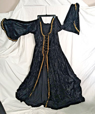 Renaissance Dress Black With Gold, velvety