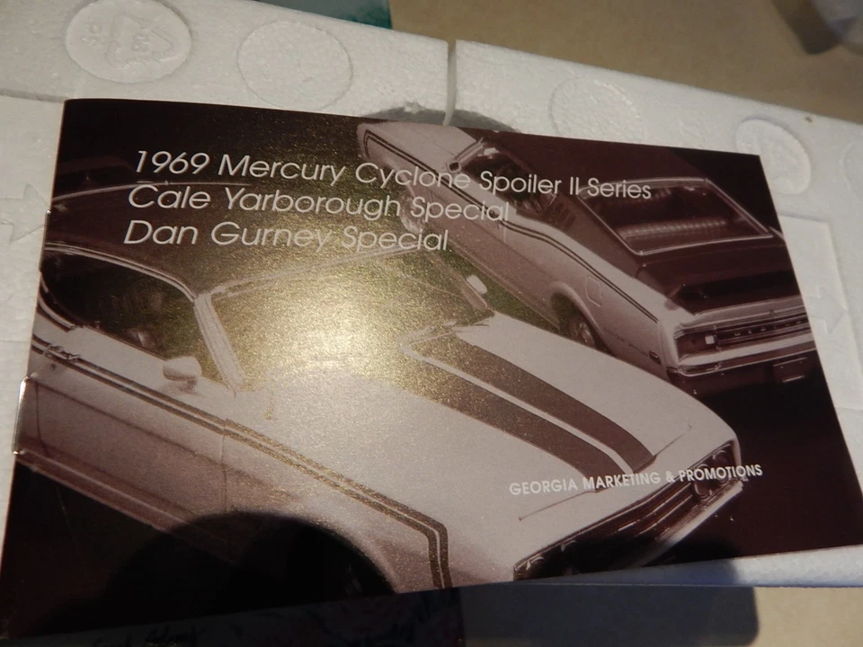 Raro 1/24 1969 Mercury Cyclone Dan Gurney especial azul/blanco edición limitada, por GMP Foto 4 de 4