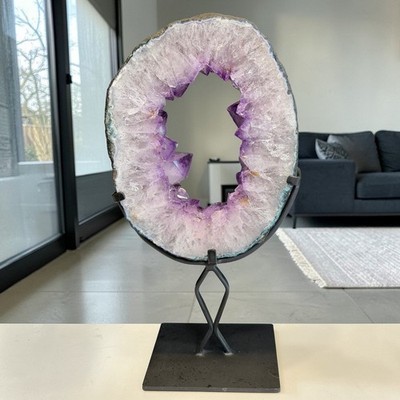 DEFECTIVE Amethyst Portal on Stand G3D