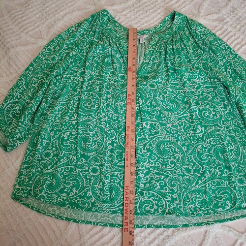 Crown & Ivy Women’s Plus Size 2X Green White Paisley Peasant Blouse V-Neck Top - Picture 6 of 10