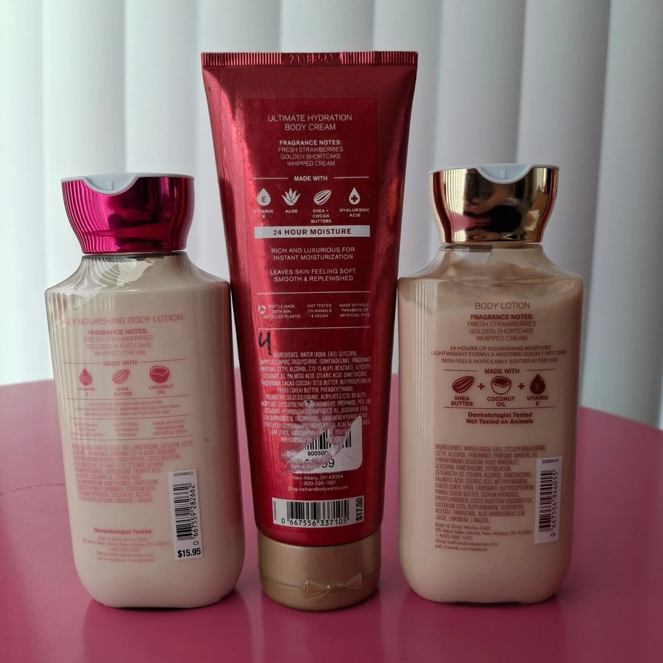 Bath & Body Works STRAWBERRY POUND CAKE Crema Corporal Loción 8 OZ Juego de 3 Foto 2 de 2