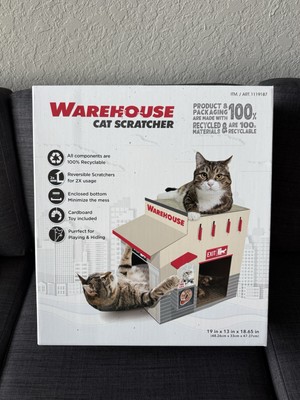 アメリカ コストコ WAREHOUSE キャットスクラッチャー The Warehouse Cat Scratcher, 19 x 13 x 18.65 in Same-Day