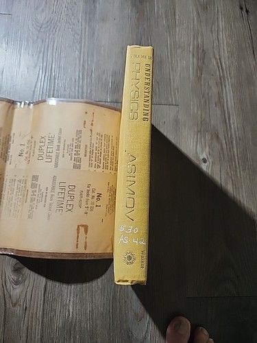 Understanding Physics The Electron,proton,and Neutron Isaac Asimov 1966...vol3 - Picture 4 of 14