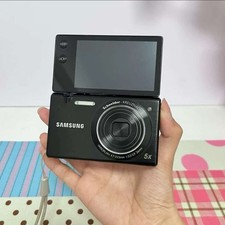 Samsung MV800 Flip-out Touch Screen Vlog 16MP Compact Digital Camera