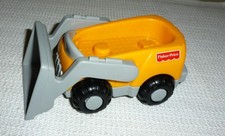 Fisher Price Chunky Little People Construction Bull Dozer 1996 Yellow/Grey