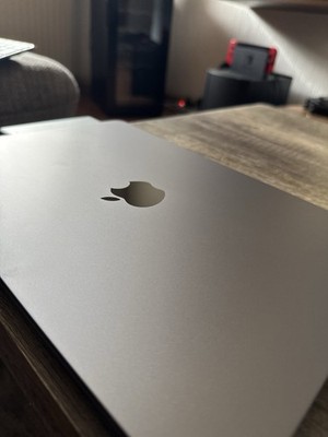 Apple MacBook Air 13,6'' M2 8GB RAM 256GB SSD Space Grey MQKR3B/A