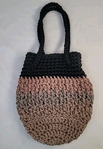 Borsa a mano all'uncinetto fatta a mano sacco hobo beige e nero