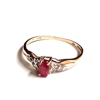 Ring 10 Karat massiver Gelbgold mit echten Diamanten Lab Created Rubin 7