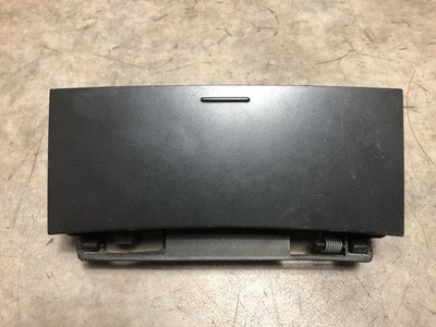 ASCHENBECHER VORNE Peugeot 407 (6C/J) 8231NX
