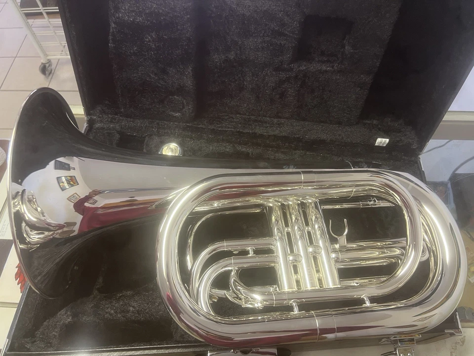 Yamaha YBH-301M Marching Baritone Horn - Silver - Excellent Condition - Image 3 of 4