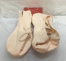 New CAPEZIO WOMEN CANVAS JULIET DANCE SHOE US LBP 6 M 2028 BALLET SLIPPER