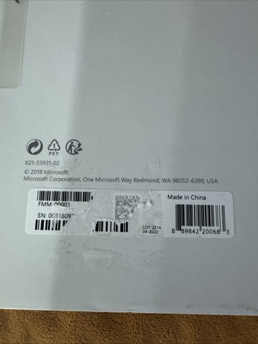 Microsoft Surface Pro Type Cover Model 1725 Schwarz FMM-00001 - 2018, Factory Seal - Bild 2 von 5