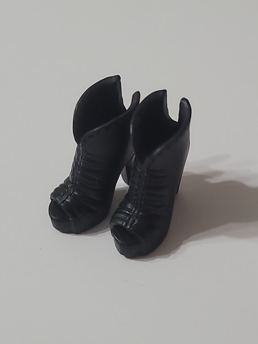 Barbie Puppe Stiefeletten schwarz Schuhe Mode Accessoires  - Bild 2 von 9