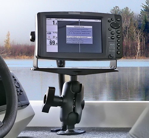 RAM-D-111 Mount Long for Garmin, Humminbird, Lowrance, Raymarine 15lbs and under - Picture 6 of 9