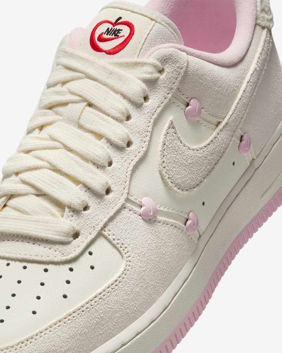 HV5992-111 Nike Women's Air Force 1 '07 LX Valentine's Day
