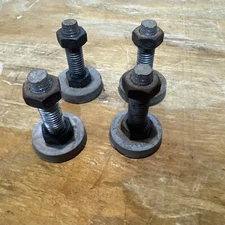 4- Craftsman Feet for Radial Arm Saw or table saw   (storage9)