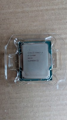 intel core i5-12400f processor with stock heatsink