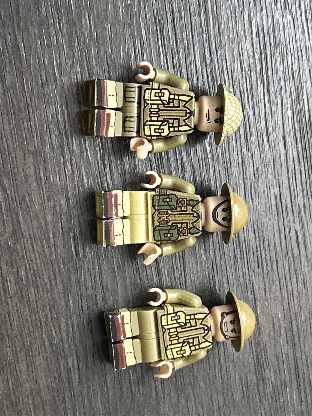 Lego British  Brickmania Sticker pack X3 Minifigures X1 Cust