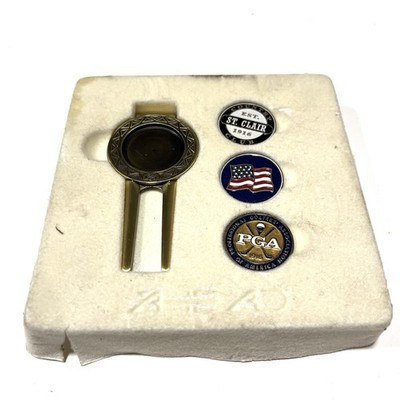 PGA Championship Divot Tool & 3 Coin Style Golf Markers St Clair Country Club