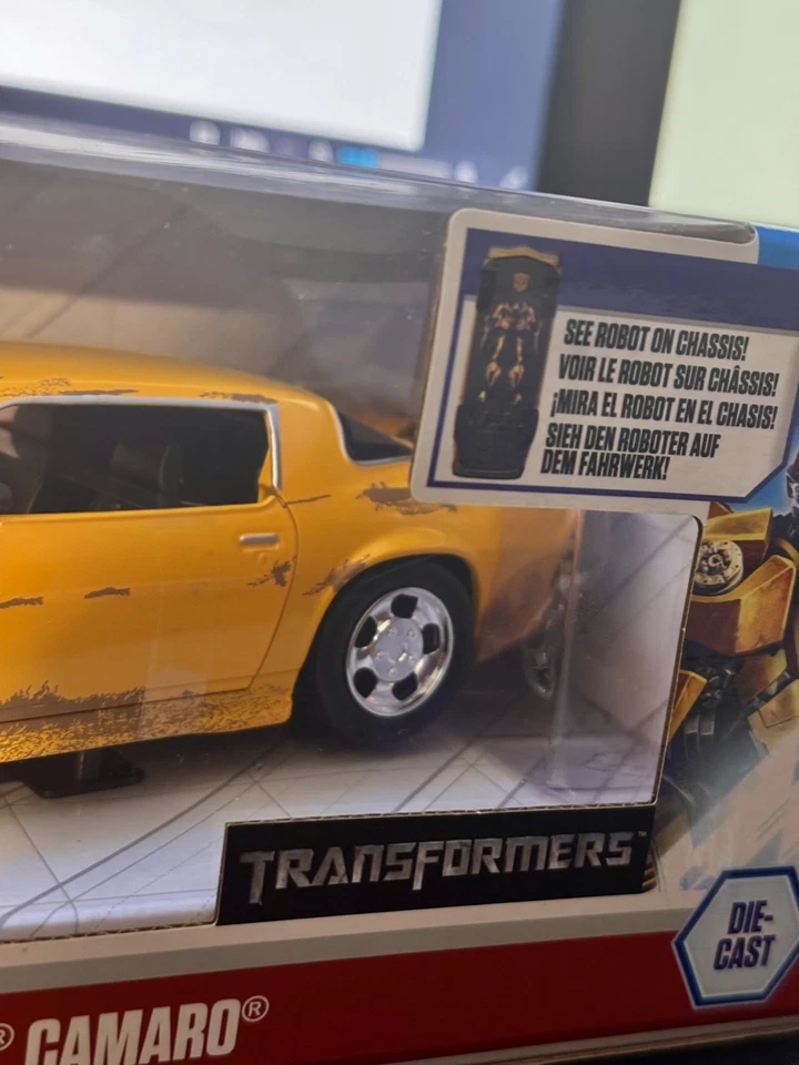 Jada Transformers Bumblebee 1977 Chevrolet Camaro Die-Cast | New in Box - Image 4 of 4
