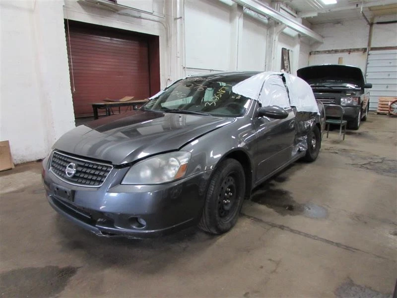 Engine Cover Nissan Altima 2005 05 875338 Foto 4 de 4