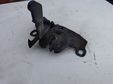 2013 Nissan Navara 3.0L V6 V9X Bonnet Catch 2010-2015 656015X40A