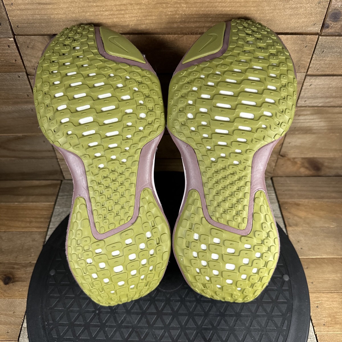 Nike Zoomx Invincible Run FK 3 Womens Size 6.5 Photon Dust
