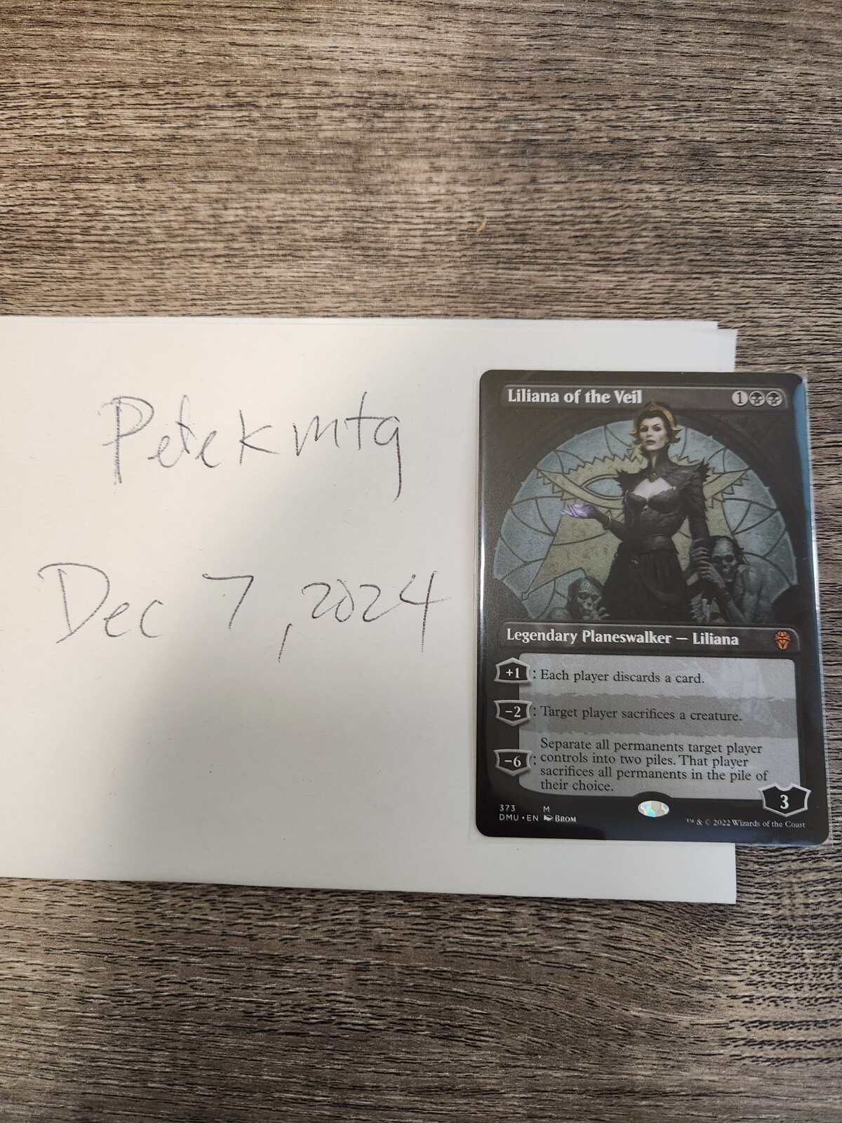 MTG / Liliana of the Veil / DMU / #373 / (Borderless) / Mythic / NM