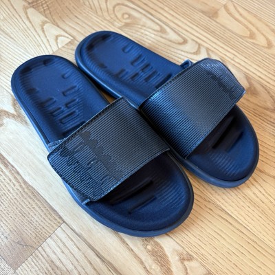 Under Armour black slides sandals UA slip on sandals lines youth boys size 5 5Y