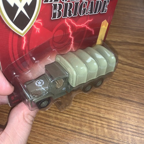 2012 Johnny Lightning Lighting Brigade GMC 6x6 Army Truck Tomy Short Card RARE !! - Photo 5/9
